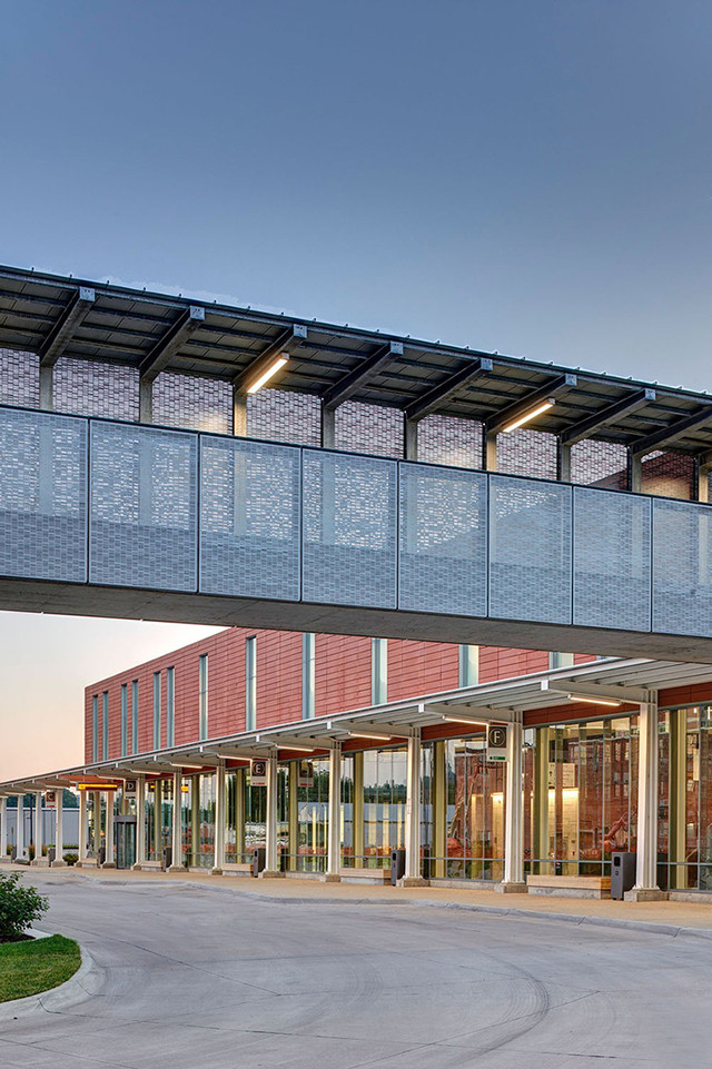 建筑师设计：美国迪比克联合运输中心