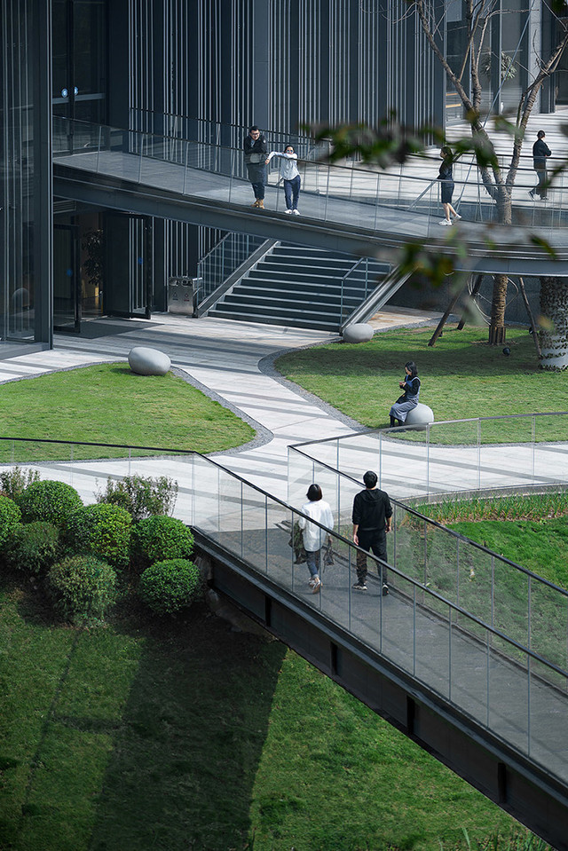 建筑设计师对重庆大数据智能化展示中心改造