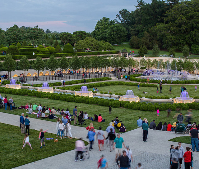 景观设计师与建筑师联合打造喷泉花园