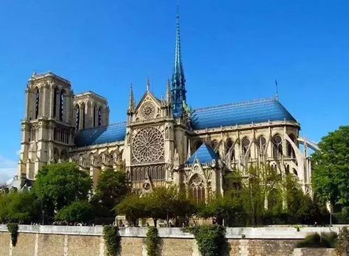 全球建筑设计师都出动了！重修巴黎圣母院！